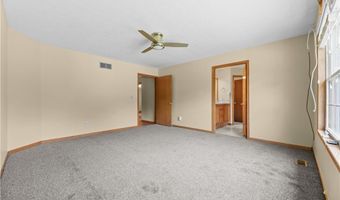 1701 Woods Rd, Akron, OH 44306
