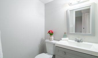 7911 CASA GRANDE Pl 122-A, Alexandria, VA 22309