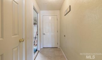 8211 W Cory Ct, Boise, ID 83704
