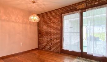 1916 South Dr, Aliquippa, PA 15001