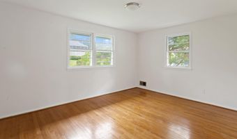 7106 JAYHAWK St, Annandale, VA 22003