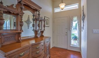 915 WIND RIVER St SE, Albuquerque, NM 87123