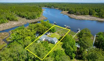 738 Dawson Creek Rd, Arapahoe, NC 28510