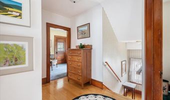 25 University Ter, Burlington, VT 05401