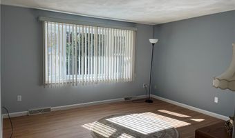 25 Water St, Johnston, RI 02919