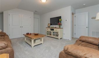 121 Moravian Ct, Advance, NC 27006