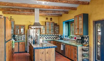 32 CIELO DORADO Dr, Anthony, NM 88021