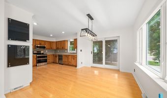 1513 E Sylvan Cir, Brandon, SD 57005