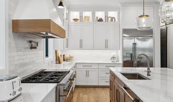 4684 Cedar Island Ct, Awendaw, SC 29429