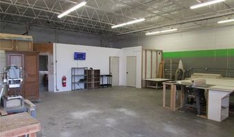 131 SE Cholwell Ave, Bartlesville, OK 74006