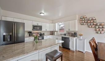 5214 HICKORY Pl, Cheyenne, WY 82009