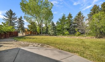 1097 Meadowlark Cir, Gardnerville, NV 89460