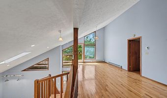 114 Claremont Dr, Albrightsville, PA 18210