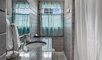 704 Harriet St, Altoona, WI 54720