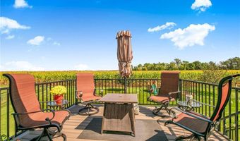 932 Waters Edge Cir, Avon, MN 56310