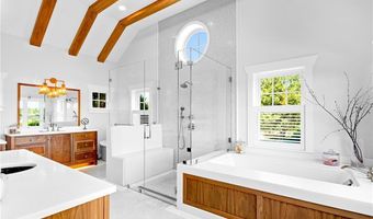 115 Beavertail Rd, Jamestown, RI 02835