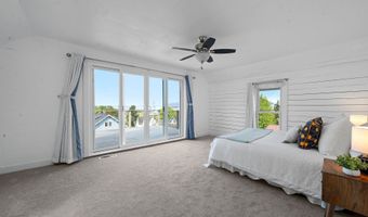 622 46TH St, Astoria, OR 97103
