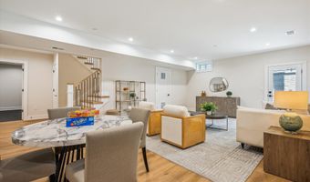 10033 CLUE Dr, Bethesda, MD 20817