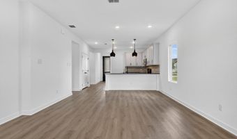 116 Peeps Ct, Adkins, TX 78101
