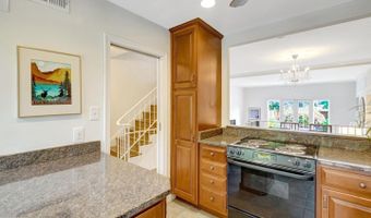 117 PRINCESS St, Alexandria, VA 22314