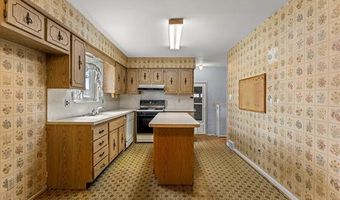 11164 Kennebec Ave, Allen Park, MI 48101