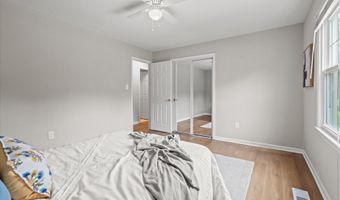 11400 DUNDEE Dr, Bowie, MD 20721