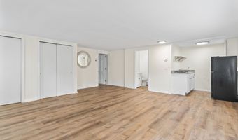 608 Berkeley Ave, Beachwood, NJ 08722