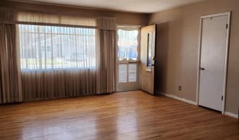906 TOWNSEND Ave, Aztec, NM 87410