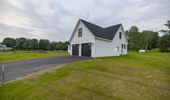319 Harmons Corner Rd, Auburn, ME 04210