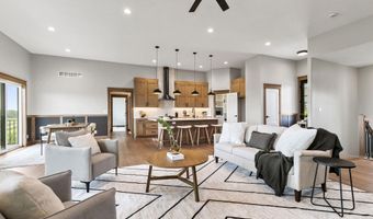 325 S Lakeview Way, Ashland, NE 68003