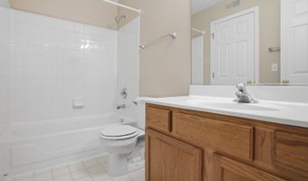 2720 N Greenwood Ave, Arlington Heights, IL 60004