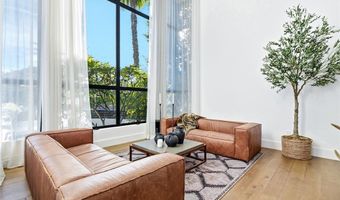 17917 Valley Vista Blvd, Encino, CA 91316