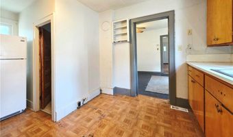 214 S 4th St, Bridger, MT 59014