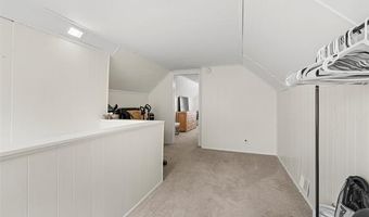 15570 Angelique Ave, Allen Park, MI 48101