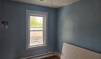 30 Cumberland St, Cumberland, RI 02864