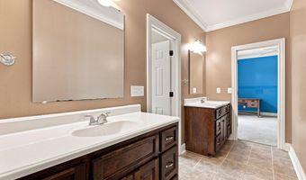 584 Southgate Dr, Camden, SC 29020