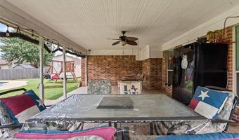 326 Willow Creek Dr, Weatherford, TX 76085