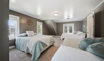 1400 Overlook Dr, Ashtabula, OH 44004