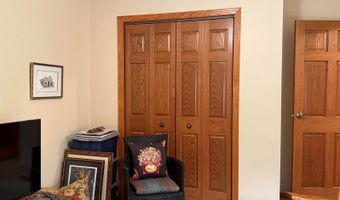 841 Country Club Dr, Akron, IA 51001