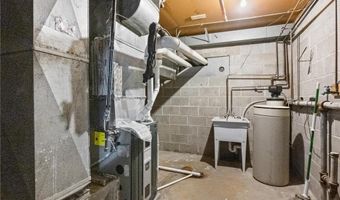 320 7th Ave E, Alexandria, MN 56308