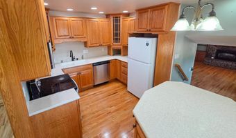 950 APACHE St, Cheyenne, WY 82009