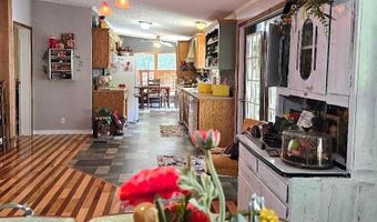 725 Pfeiffer Rd, Batesville, AR 72501