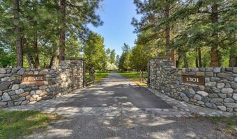 1301 Glen Aspen Dr, Bellevue, ID 83313