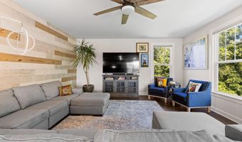 41116 HICKORY HEDGE Pl, Aldie, VA 20105