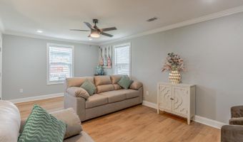 105 School St, Bay, AR 72411
