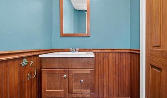 3 Sand St, Albany, NY 12209