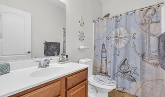 252 Hawthorn Ln, Barnegat, NJ 08005
