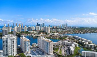 18061 Biscayne Blvd PH01, Aventura, FL 33160
