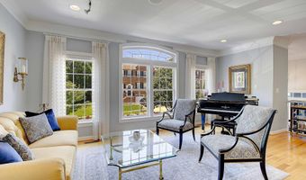 210 BOWEN Ct, Annapolis, MD 21401