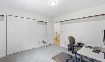 3 Connor Ln, Barrington, RI 02806